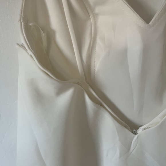 Markarian-Inspired Wedding Dress w/ Removable Train - Picture 8 of 10